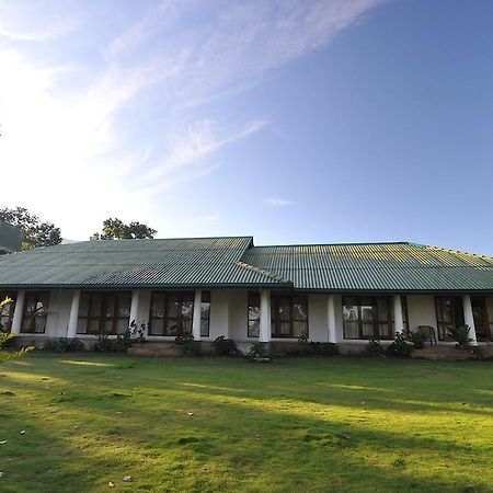 Bed and Breakfast Jungle Tide Канди Экстерьер фото